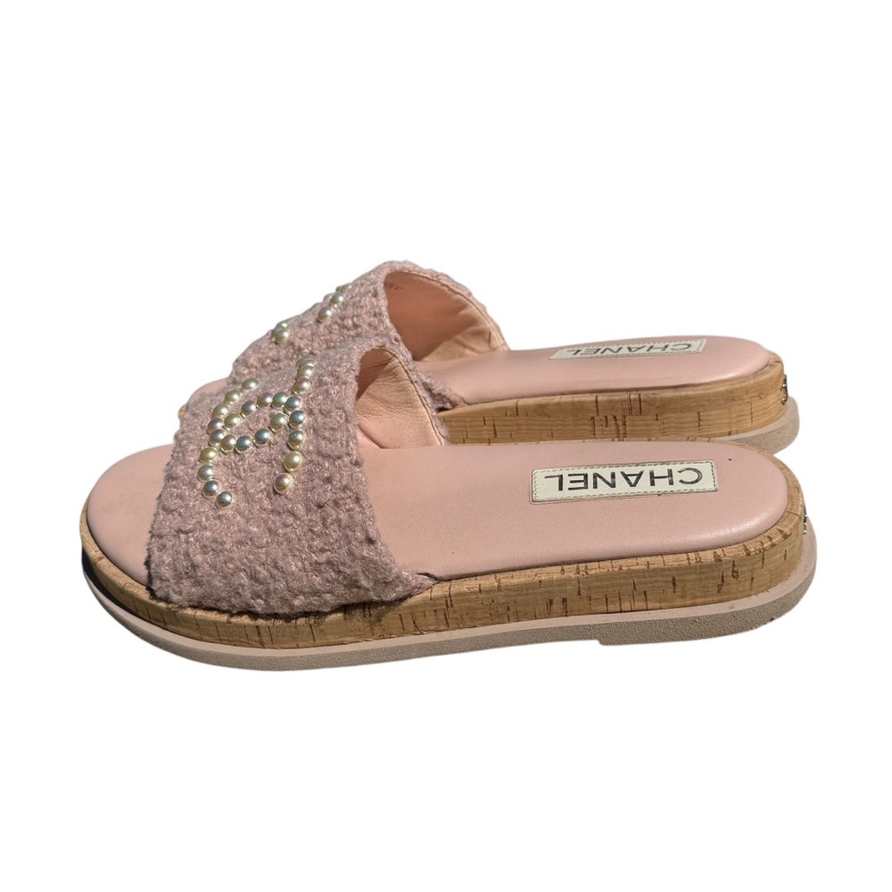 CHANEL Women’s Pink Bouclé Iridescent Pearl CC Slide Sandals Cork Platform 41 - Picture 4 of 12